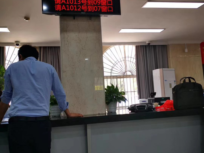深圳龍崗區婚姻律師:離婚財產分割的原則和方法